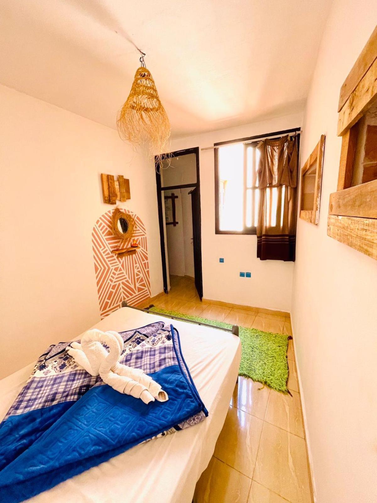 Sunrise Hostel Taghazout Esterno foto