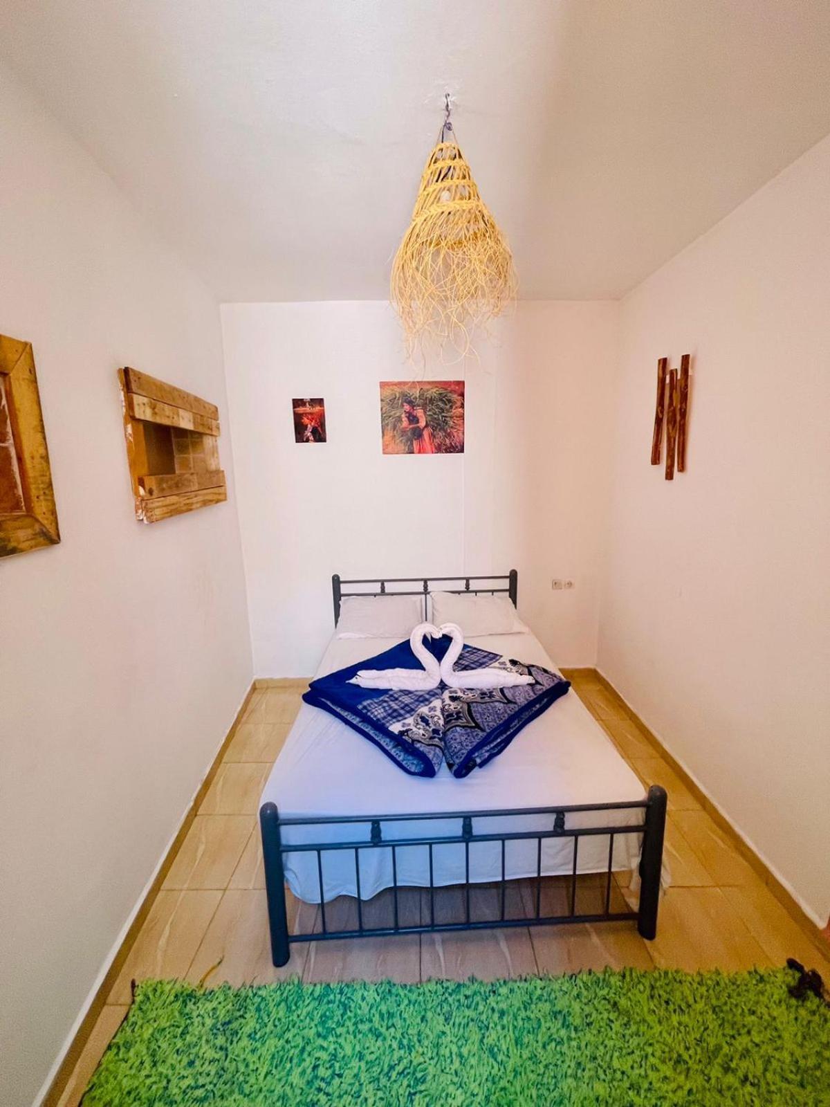 Sunrise Hostel Taghazout Esterno foto